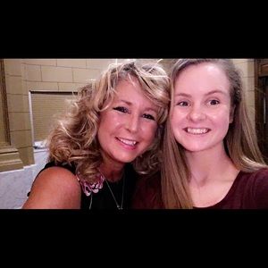 Meet your Posher, Abby